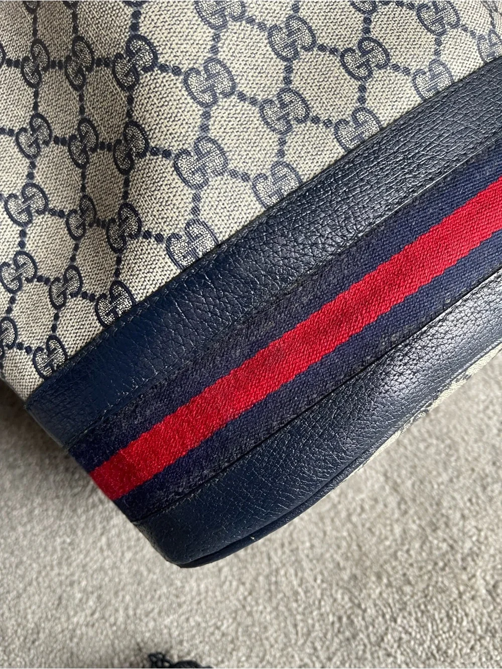 Authentic Gucci vintage web sherry line bucket crossbody bag - Picture 8 of 16